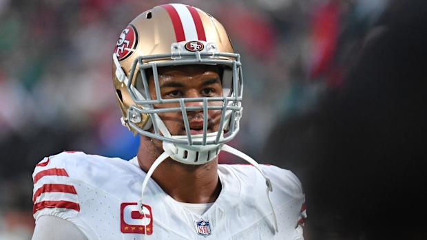 Dec 3, 2023; Philadelphia, Pennsylvania, USA; San Francisco 49ers defensive end Arik Armstead (91) runs off the field against the Philadelphia Eagles at Lincoln Financial Field. Mandatory Credit: Eric Hartline-USA TODAY Sports